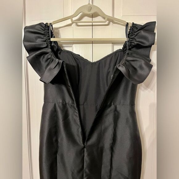 Alfred Sung Off-the-Shoulder Ruffle Neck Satin Trumpet Gown Black Sz 10 - Picture 7 of 10